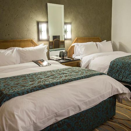 The Centurion Hotel Екстериор снимка