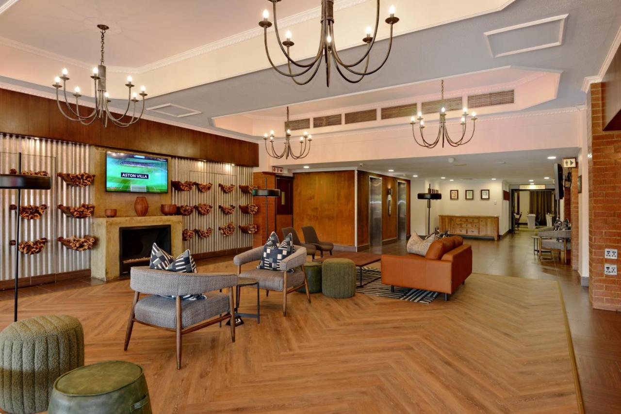 The Centurion Hotel Екстериор снимка