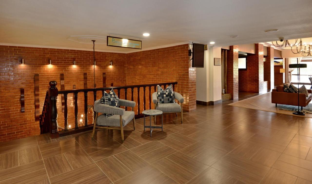 The Centurion Hotel Екстериор снимка